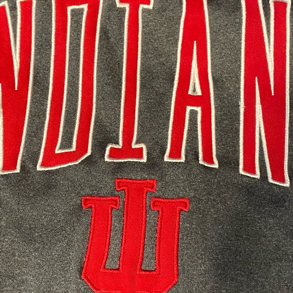 Men's Indiana University hoodie - Picture 2 of 3